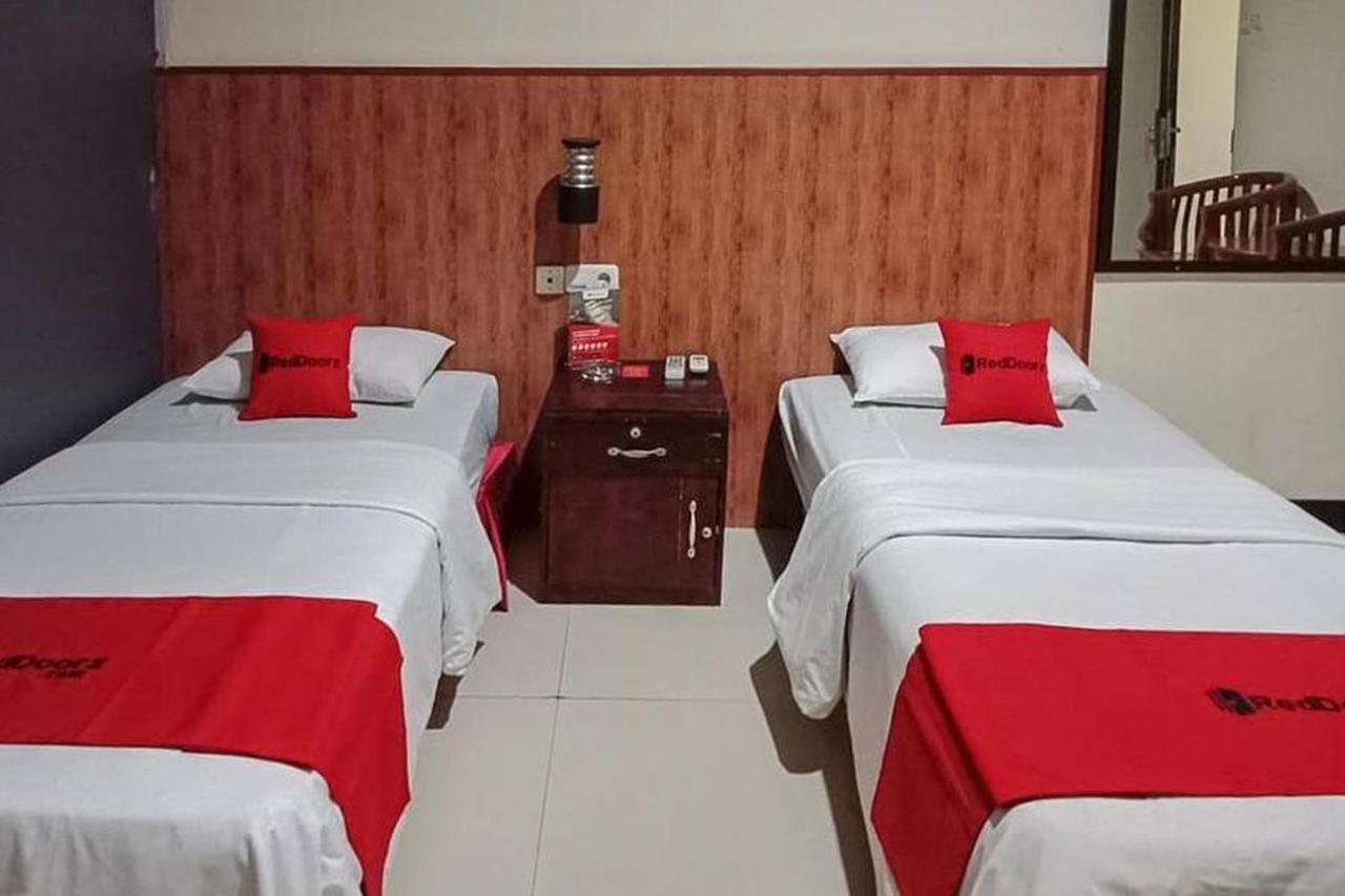 Reddoorz @ Sorong City Center ภายนอก รูปภาพ